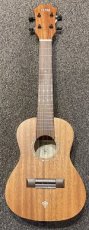 Concert Ukelele Tom T5 S met hoes