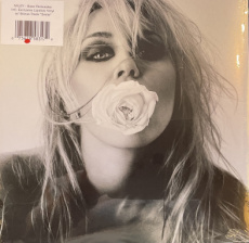 Cyrus Miley: Bass Persuades