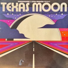 Khruangbin & Bridges: Texas Moon