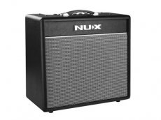 Nux 40 watt digitaleversterker gitaar